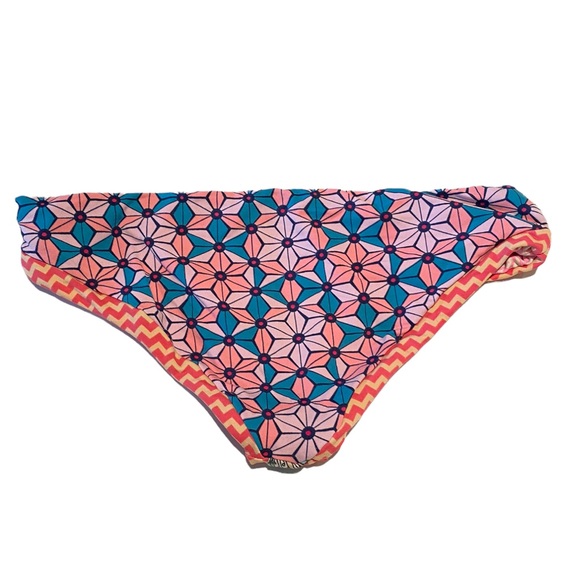 Maaji bottom - Picture 3 of 4